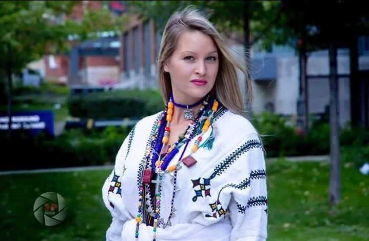 american girl wearing beautiful ethiopian traditional dress-1448300957g48nk